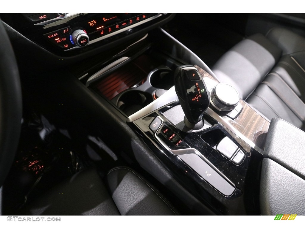 2020 5 Series 530i xDrive Sedan - Jet Black / Black photo #17