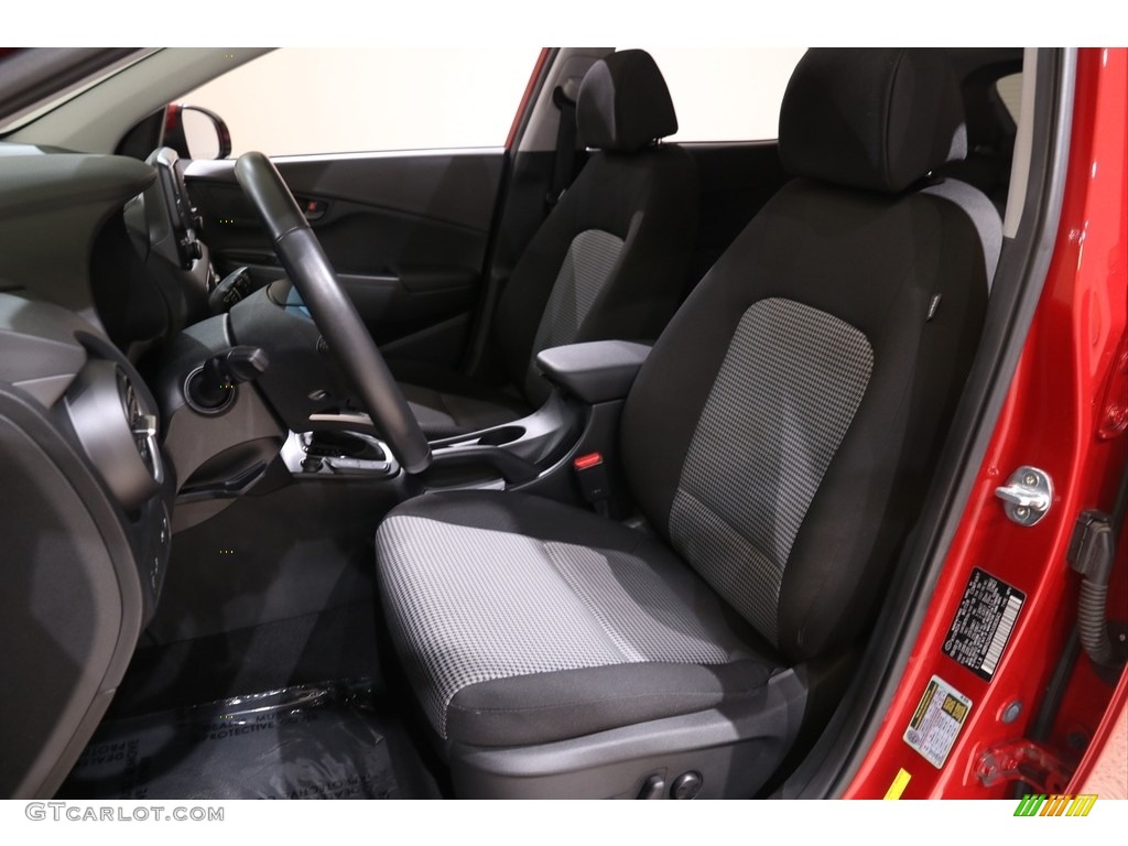 2018 Hyundai Kona SEL Front Seat Photo #140553003