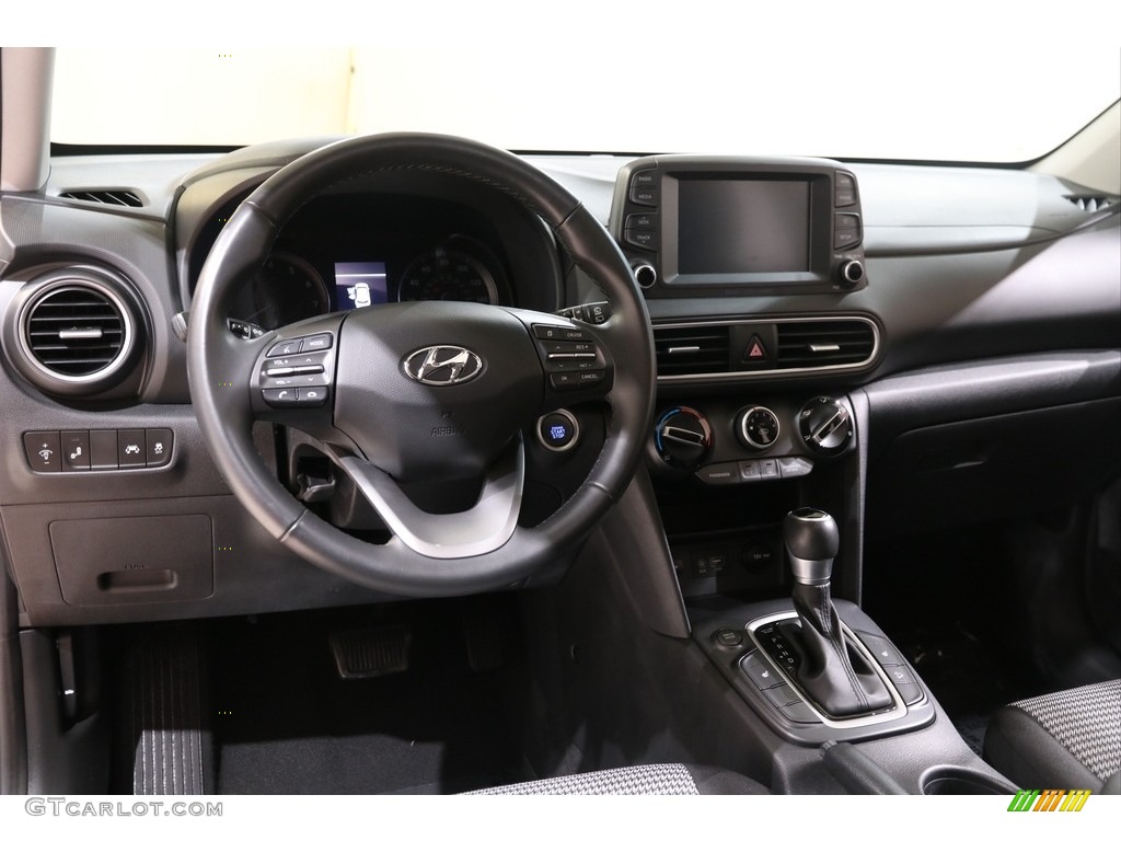 2018 Hyundai Kona SEL Black Dashboard Photo #140553021