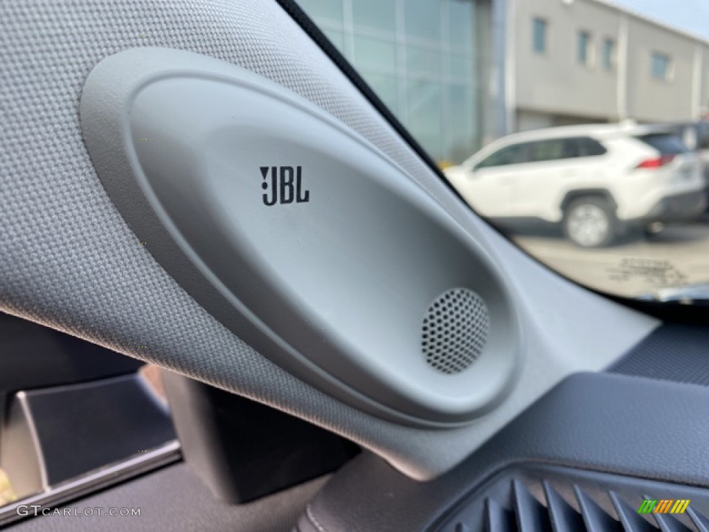 2021 Toyota Highlander Limited AWD Audio System Photos