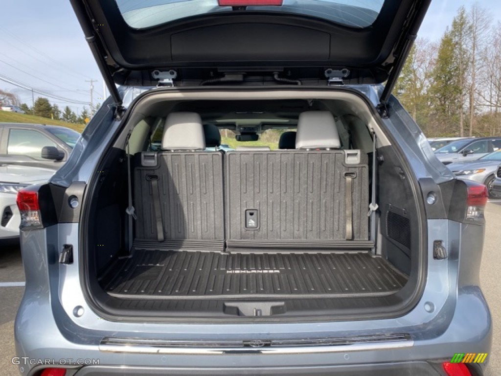 2021 Toyota Highlander Limited AWD Trunk Photos
