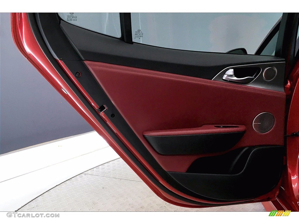 2018 Kia Stinger GT1 Black Door Panel Photo #140560747
