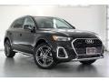 Mythos Black Metallic 2021 Audi Q5 Premium quattro Exterior