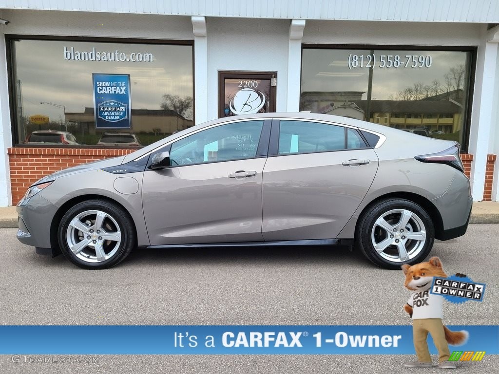 2017 Volt LT - Pepperdust Metallic / Jet Black/Jet Black photo #1