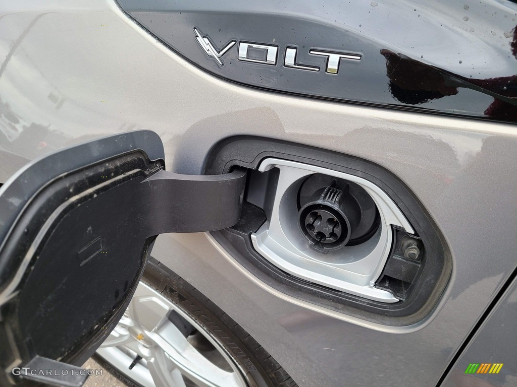 2017 Chevrolet Volt LT Color Code Photos
