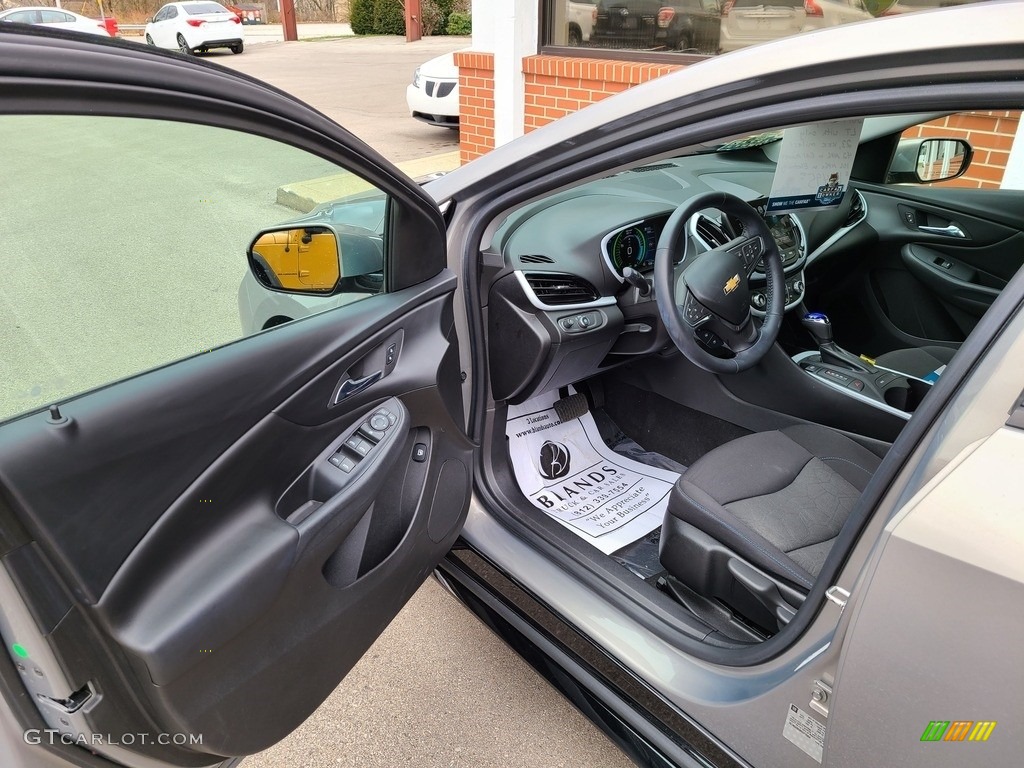 2017 Volt LT - Pepperdust Metallic / Jet Black/Jet Black photo #4