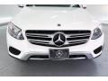 Polar White - GLC 300 Photo No. 30