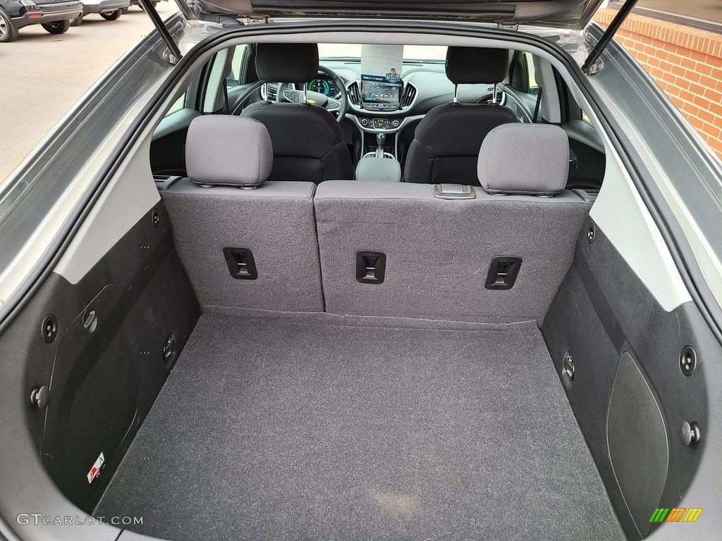2017 Chevrolet Volt LT Trunk Photos