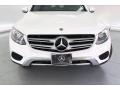 Polar White - GLC 300 Photo No. 30