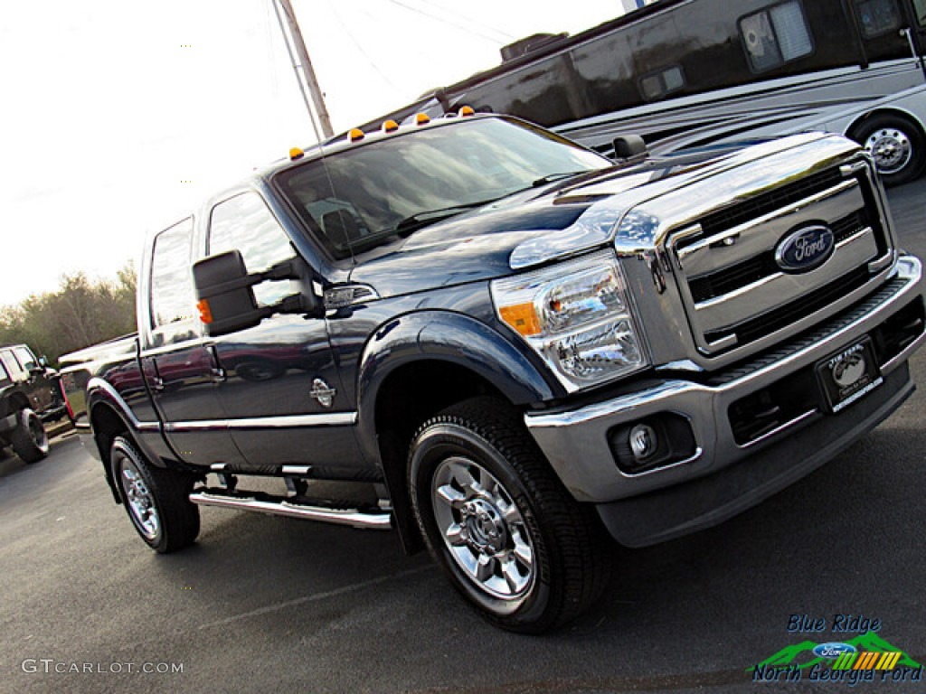 2016 F350 Super Duty Lariat Crew Cab 4x4 - Blue Jeans Metallic / Adobe photo #28