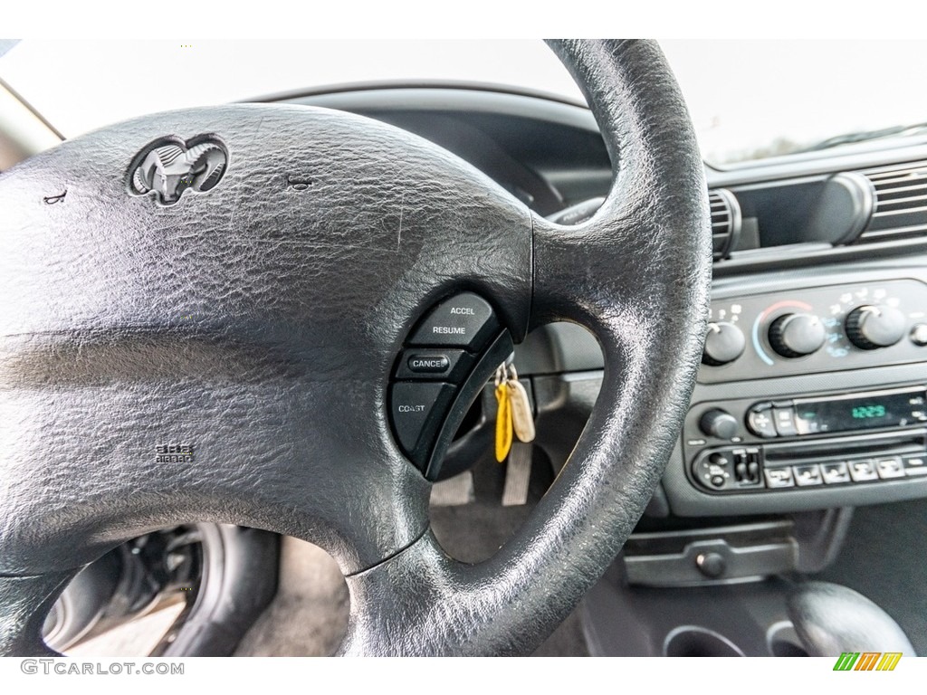 2004 Stratus SE Sedan - Black / Dark Slate Gray photo #34