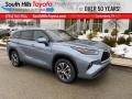 2021 Moon Dust Toyota Highlander Hybrid XLE AWD  photo #1