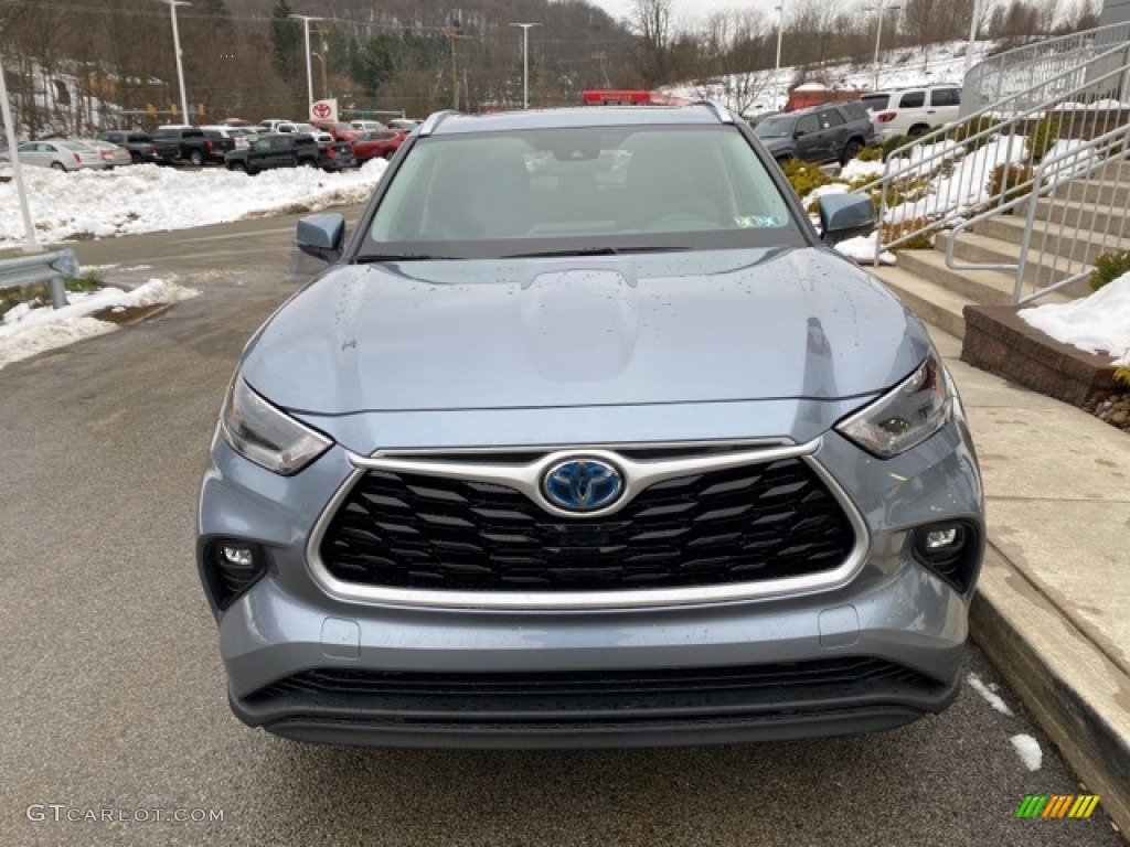 2021 Highlander Hybrid XLE AWD - Moon Dust / Black photo #12