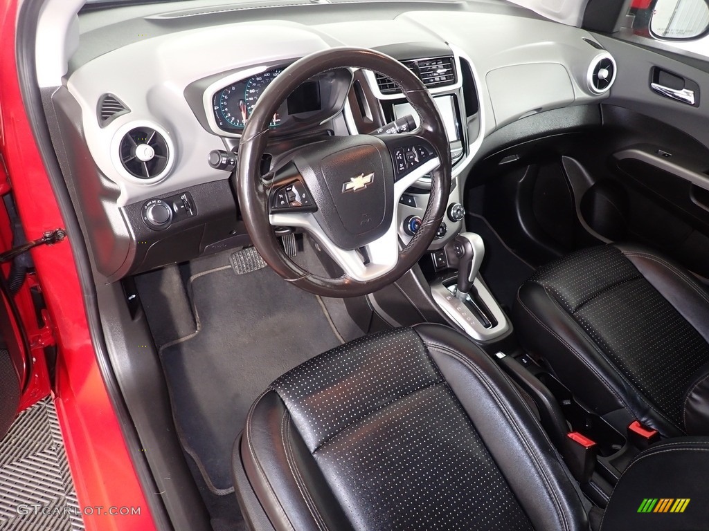 Jet Black/Dark Titanium Interior 2017 Chevrolet Sonic Premier Sedan Photo #140573799