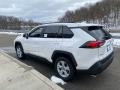 Super White - RAV4 XLE AWD Photo No. 2