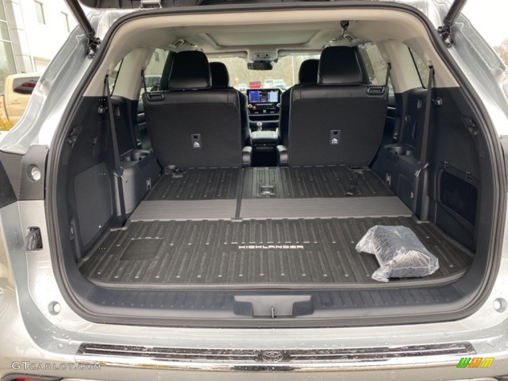 2021 Toyota Highlander Hybrid Platinum AWD Trunk Photo #140575449