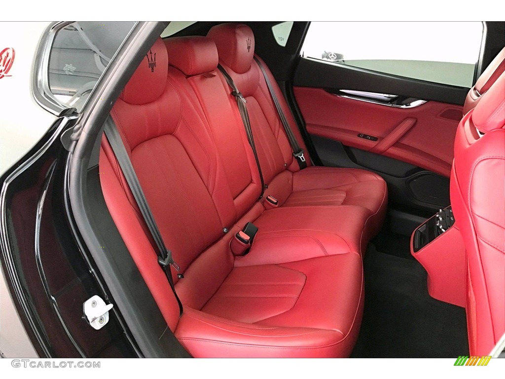 2017 Maserati Quattroporte S GrandSport Rear Seat Photo #140575676