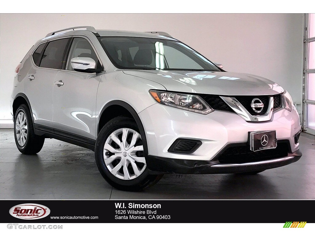 Brilliant Silver Nissan Rogue