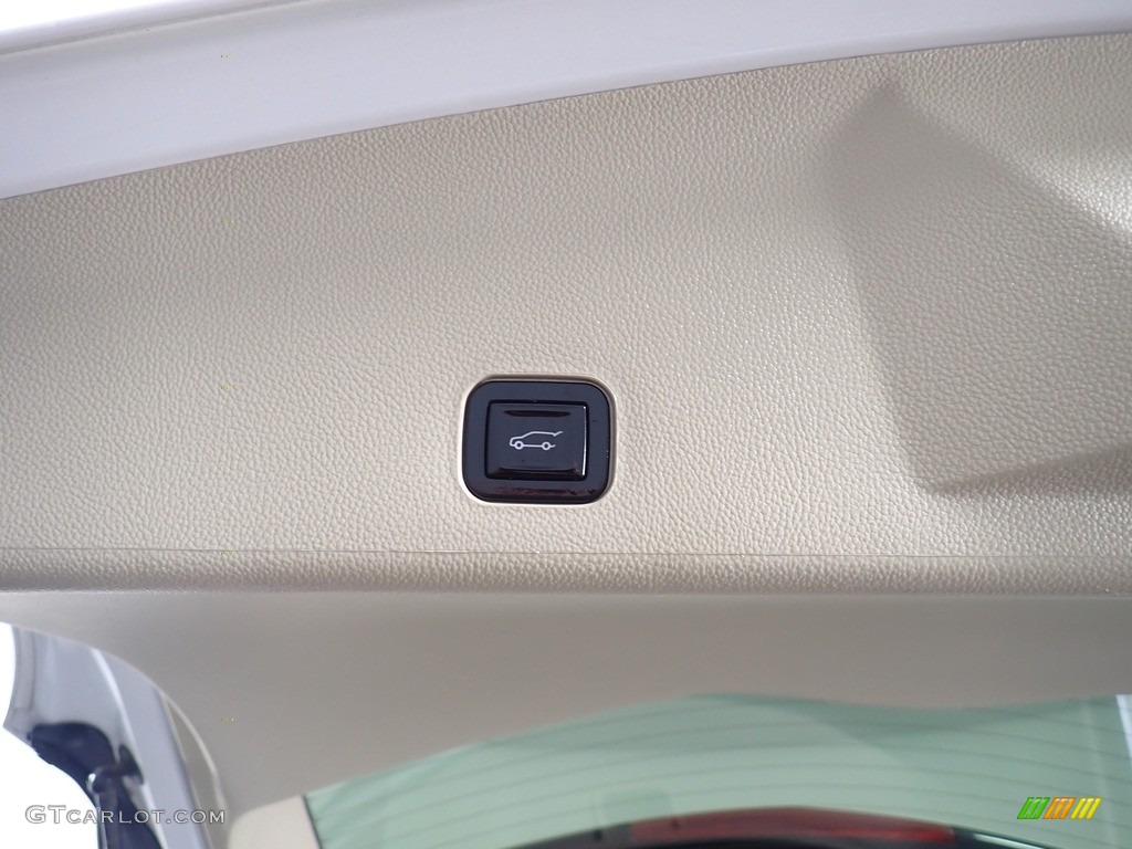 2012 SRX Performance AWD - Platinum Ice Tricoat / Shale/Brownstone photo #8