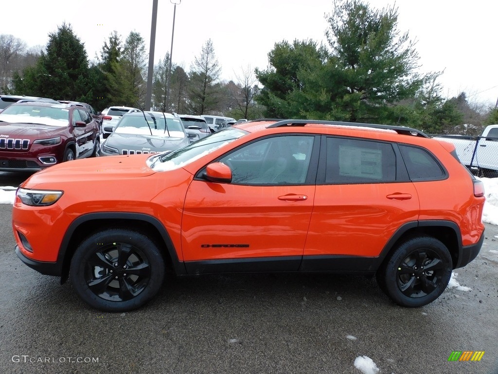 Spitfire Orange 2021 Jeep Cherokee Altitude 4x4 Exterior Photo #140578086