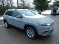 Sting-Gray - Cherokee Latitude Lux 4x4 Photo No. 3