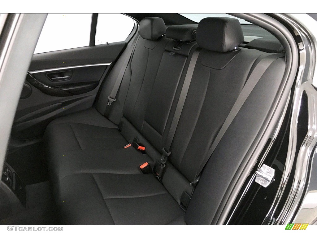 2018 3 Series 330i Sedan - Black Sapphire Metallic / Black photo #30
