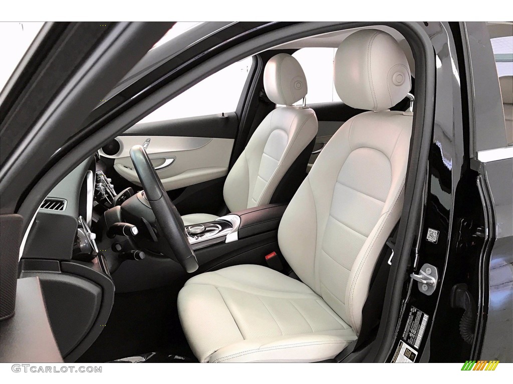 2018 Mercedes-Benz C 300 Sedan Front Seat Photo #140580858