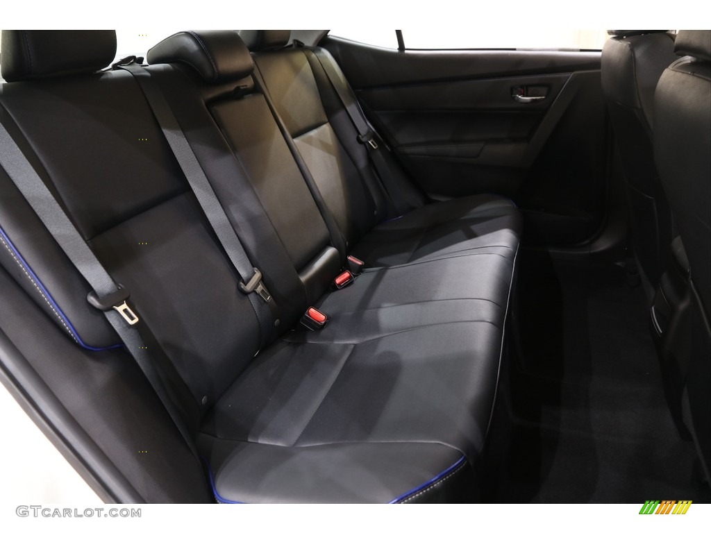 2018 Corolla XSE - Blizzard White Pearl / Black photo #17