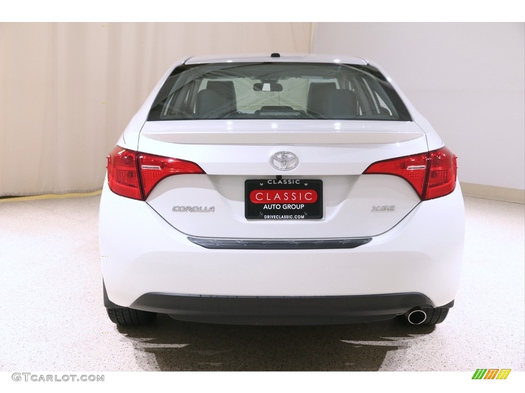 2018 Corolla XSE - Blizzard White Pearl / Black photo #19