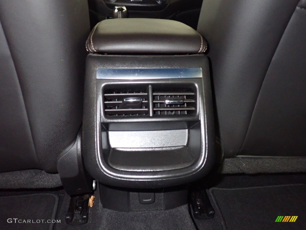 2018 Impala LT - Pepperdust Metallic / Jet Black/Dark Titanium photo #22