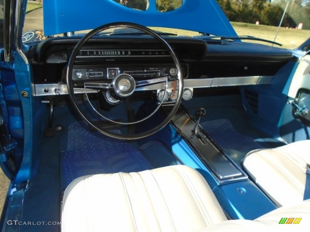 White Interior 1965 Ford Galaxie 500 Fastback Photo #140584116