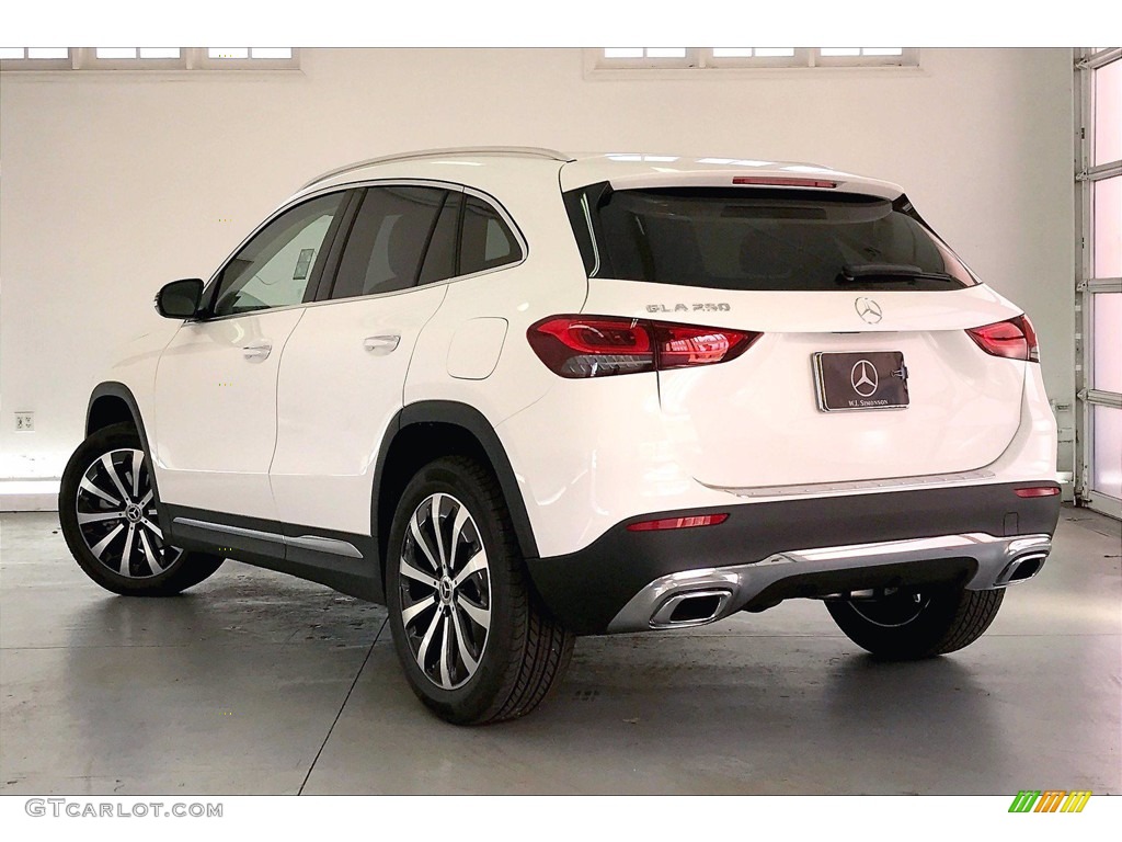 2021 GLA 250 - Polar White / Macchiato Beige photo #2