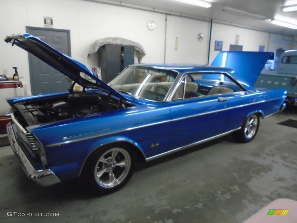 Metallic Blue 1965 Ford Galaxie 500 Fastback Exterior Photo #140584284