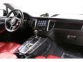 Black/Garnet Red Dashboard Photo for 2018 Porsche Macan #140591553