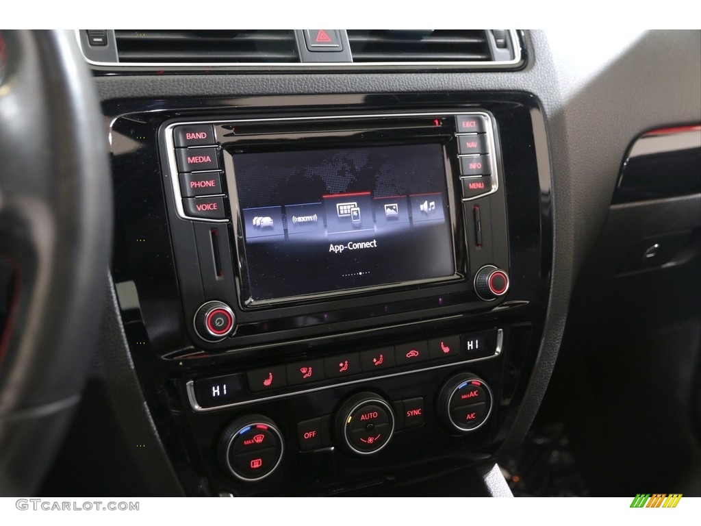 2016 Volkswagen Jetta SEL Controls Photo #140592231