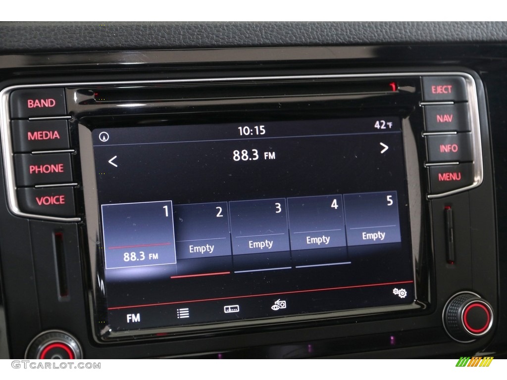 2016 Volkswagen Jetta SEL Controls Photo #140592246