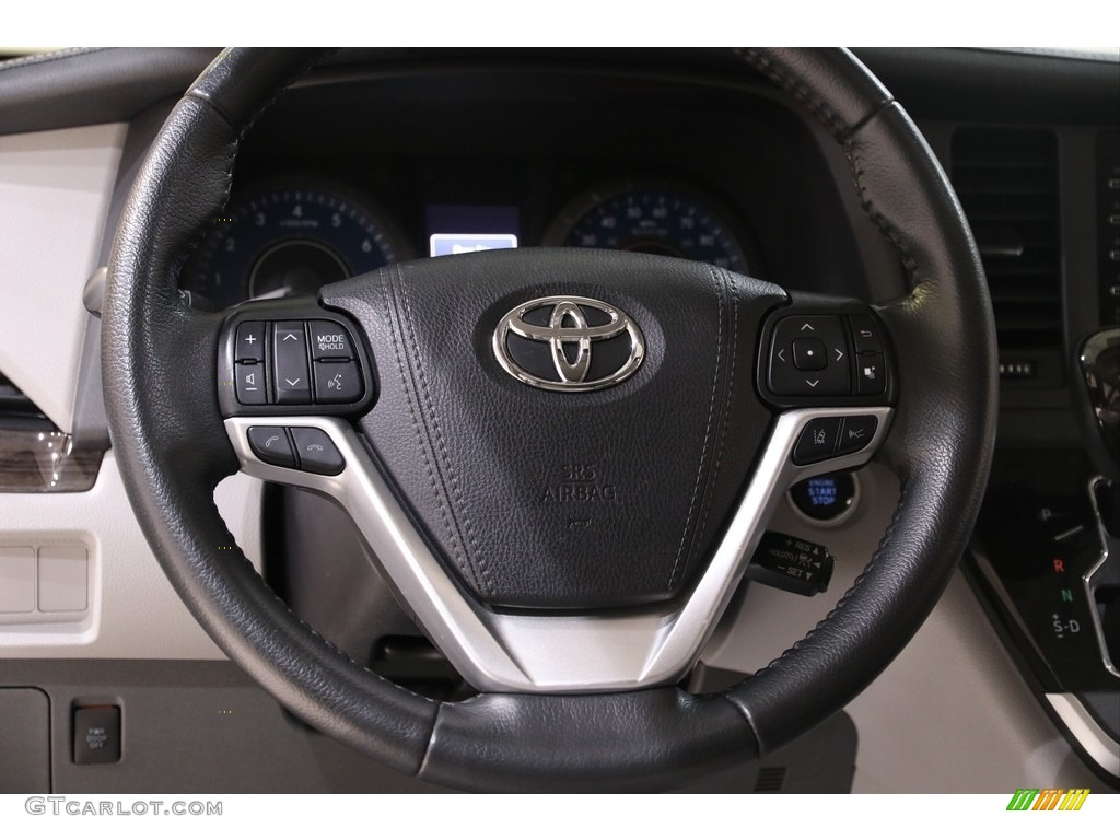 2020 Sienna XLE - Midnight Black Metallic / Ash photo #7