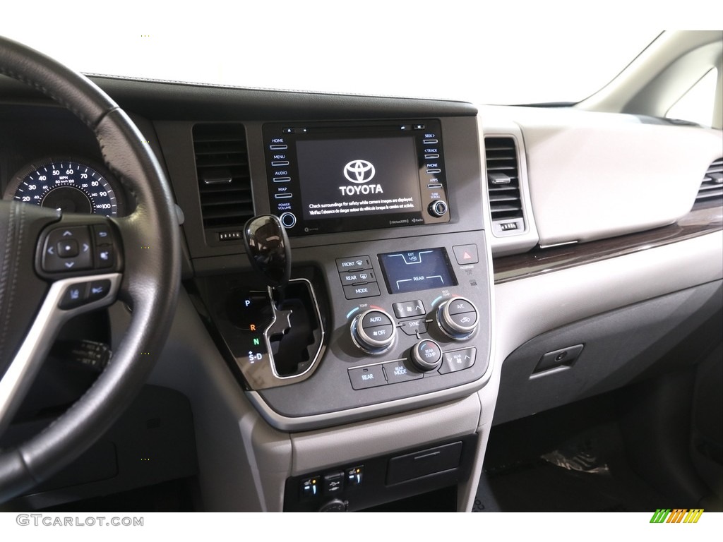 2020 Sienna XLE - Midnight Black Metallic / Ash photo #9