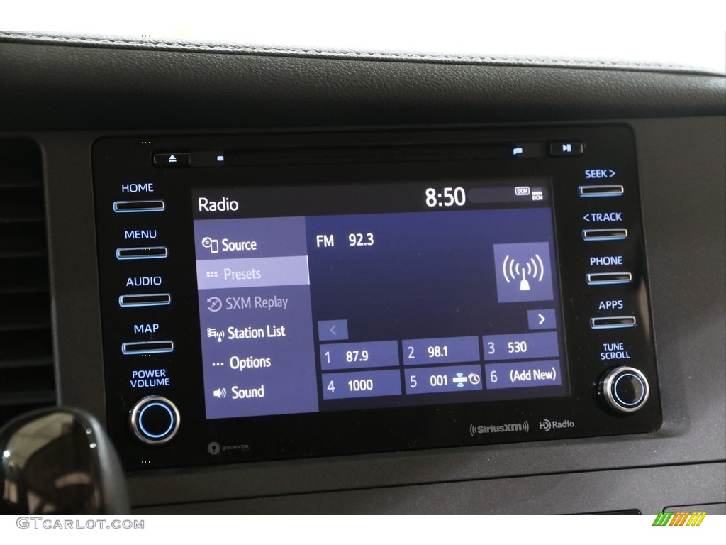 2020 Sienna XLE - Midnight Black Metallic / Ash photo #11