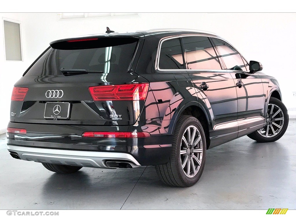 2017 Q7 3.0T quattro Premium Plus - Night Black / Black photo #13