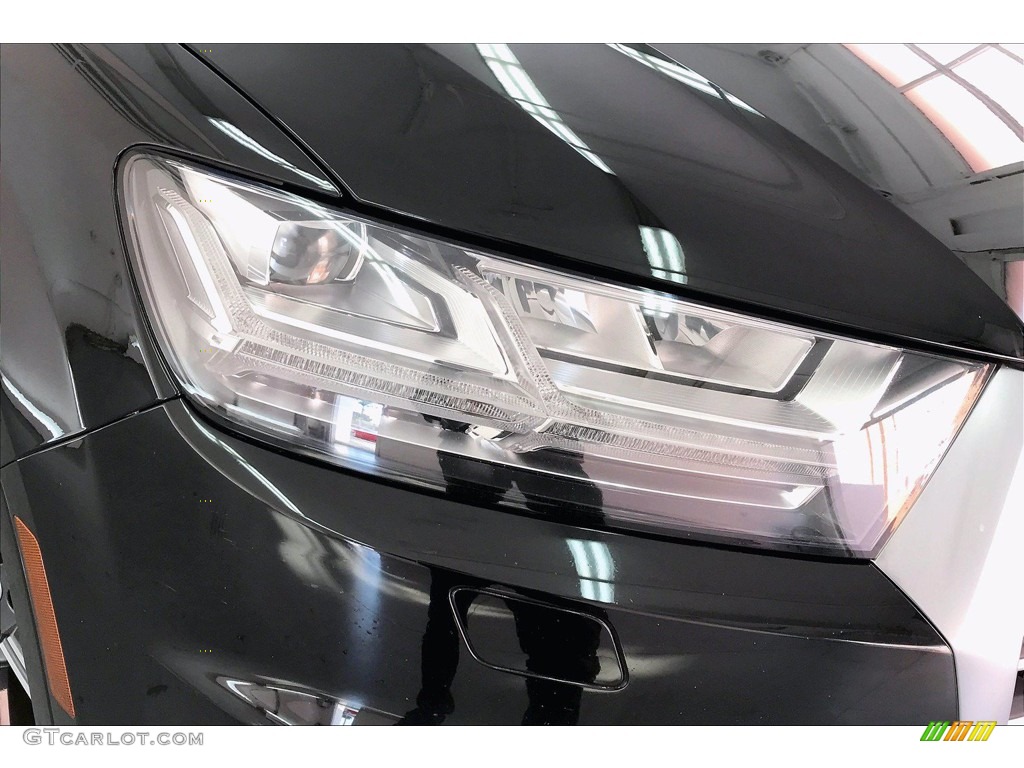 2017 Q7 3.0T quattro Premium Plus - Night Black / Black photo #28
