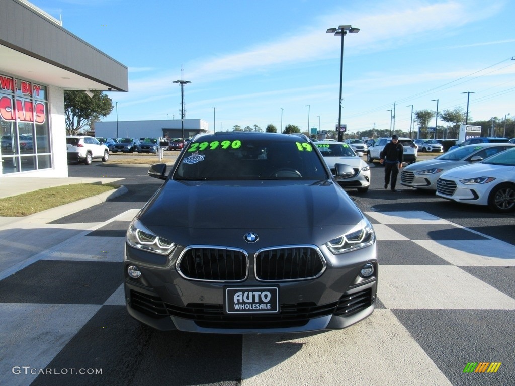 2019 X2 xDrive28i - Mineral Grey Metallic / Black photo #2