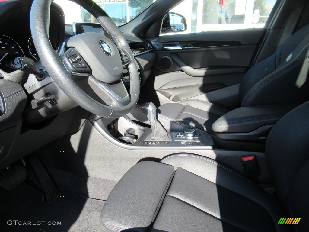 2019 X2 xDrive28i - Mineral Grey Metallic / Black photo #9