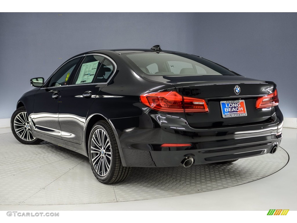 2018 5 Series 530i Sedan - Black Sapphire Metallic / Black photo #4