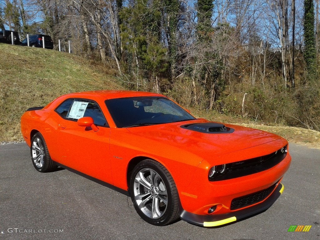 Go Mango 2021 Dodge Challenger R/T Shaker Exterior Photo #140601196