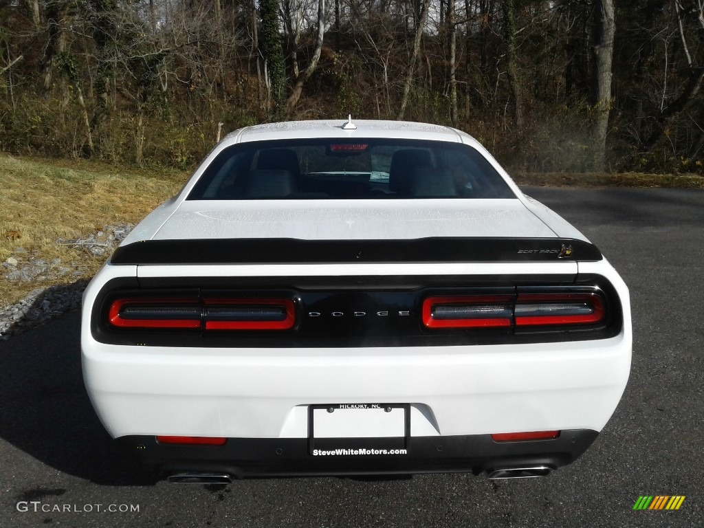 2021 Challenger R/T Scat Pack - White Knuckle / Black/Ruby Red photo #7