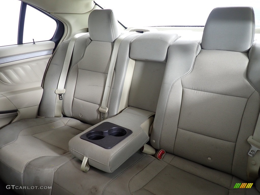 2013 Taurus SEL AWD - Oxford White / Dune photo #29