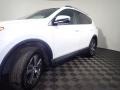 Super White - RAV4 XLE AWD Photo No. 11