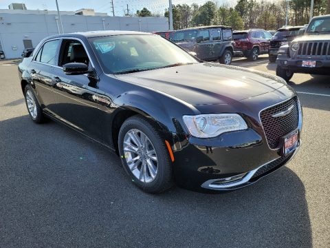 2021 Chrysler 300 Touring Data, Info and Specs