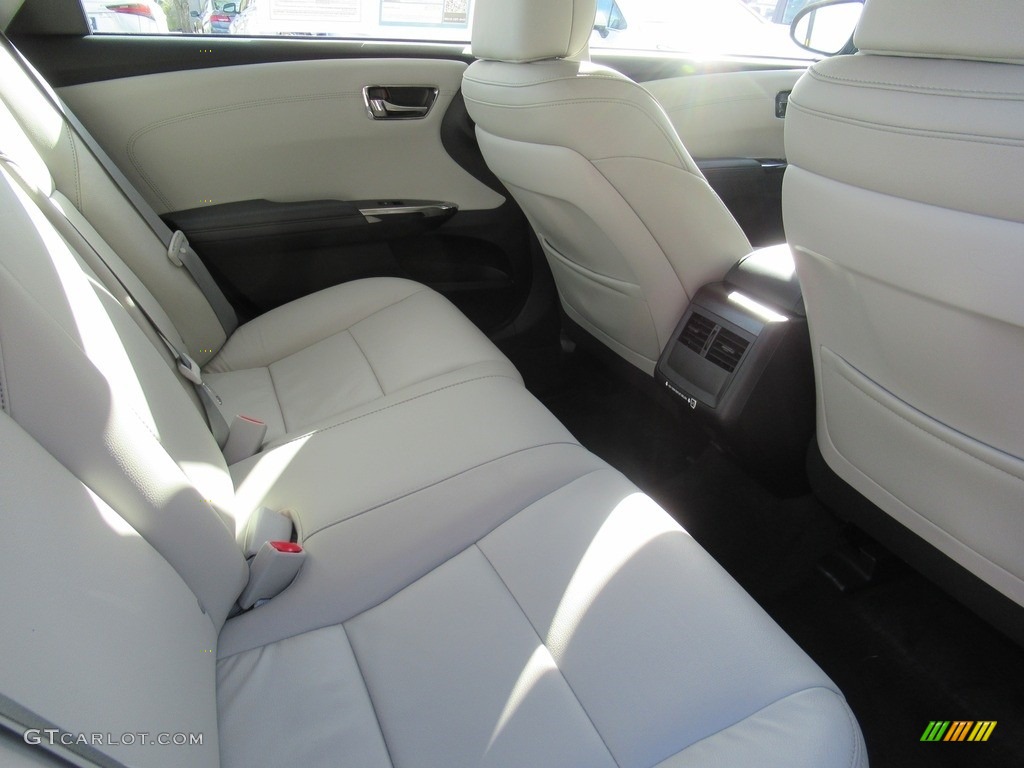 2018 Avalon XLE - Sizzling Crimson Mica / Light Gray photo #13